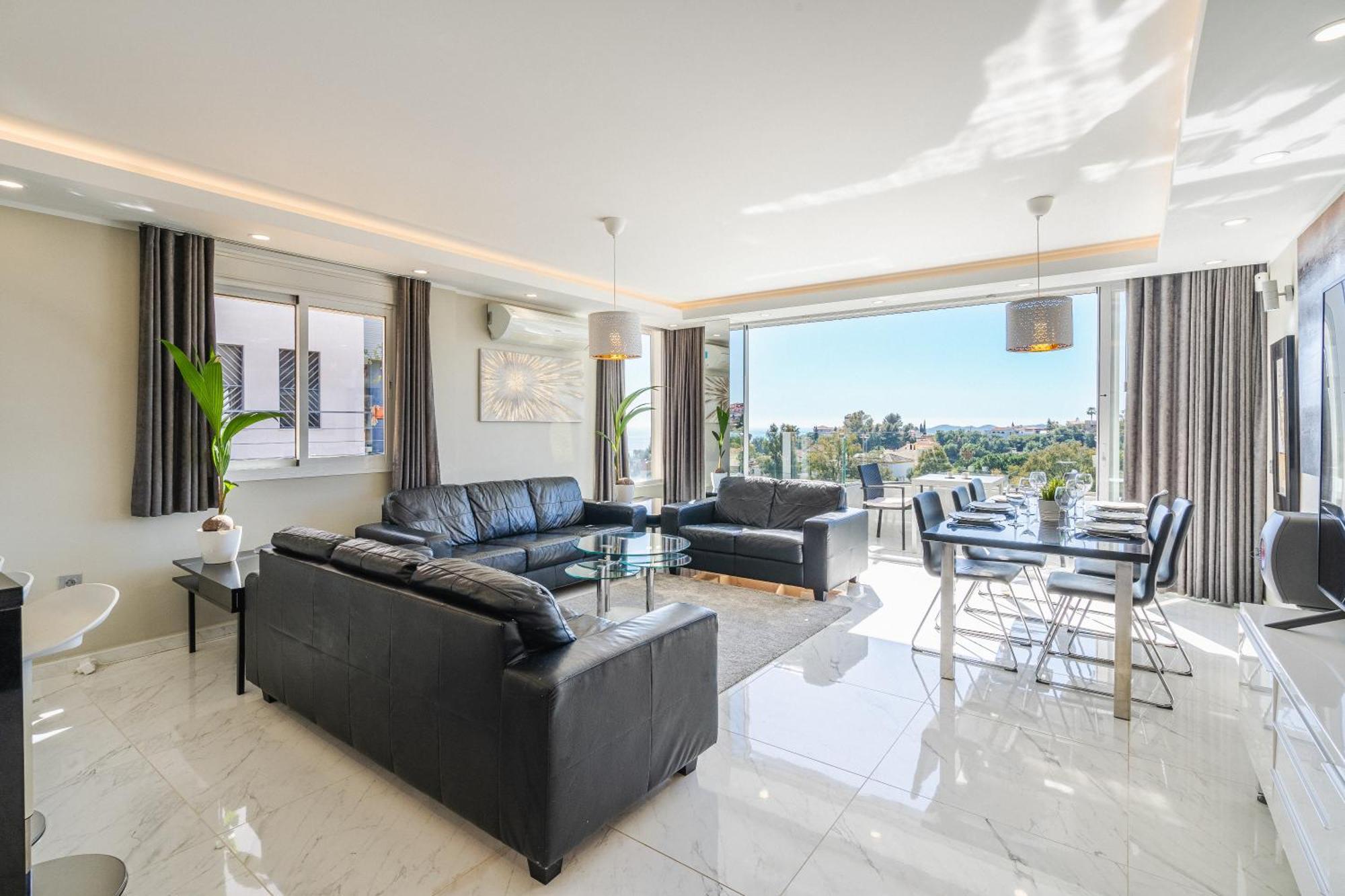 Private Luxurious Hillside Villa With Pool & Sea Views For 8 To 10 Ppl Fuengirola Exterior photo